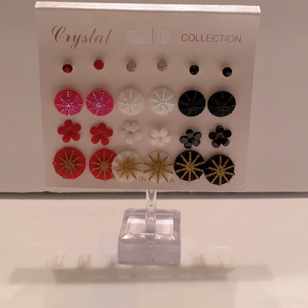 Crystal Collection 12 Pair Pierced Glitter Earrings New 12$